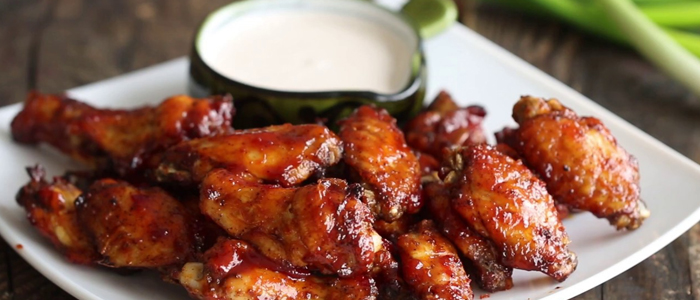 Bbq Chicken Wings & Bbq Dip 